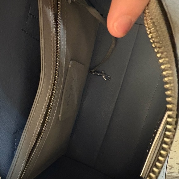 DKNY GREY BAG & WALLET - Picture 5 of 8